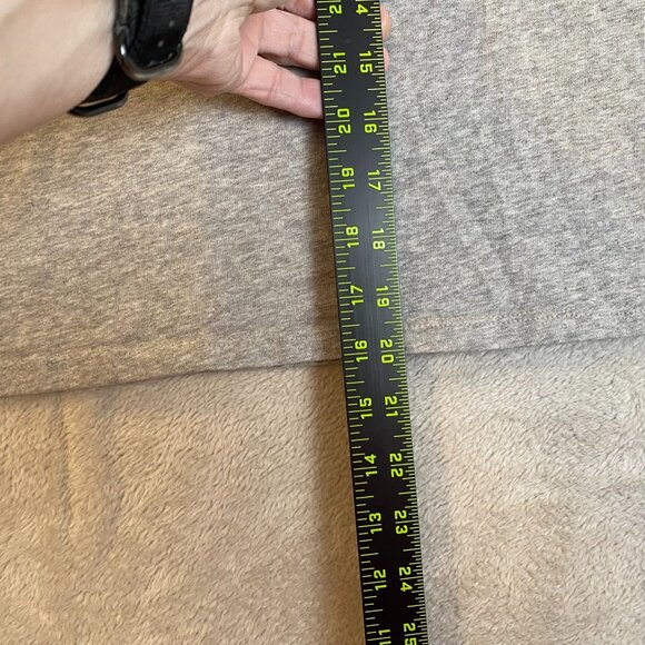 Reebok Women's Pocket Tee Shirt Large Heather Gray Recycled Cotton Blend - Picture 4 of 10